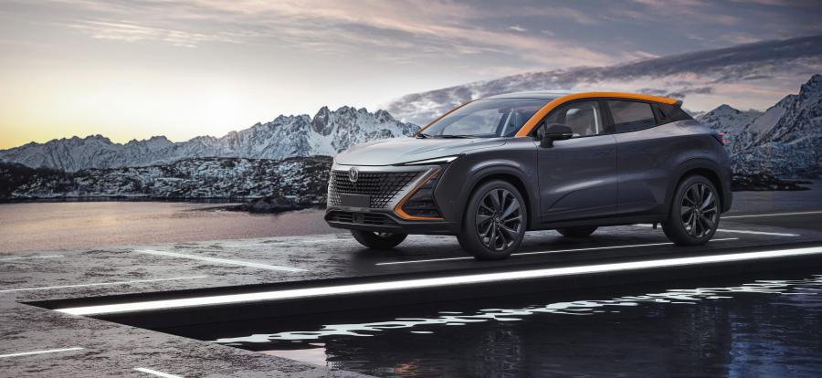  ChangAn UNI-T 2020 года  (фото 1 из 20)